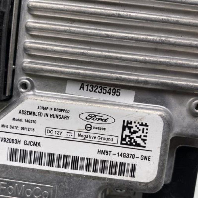 Ecran GPS FORD FOCUS 3 Photo n°7