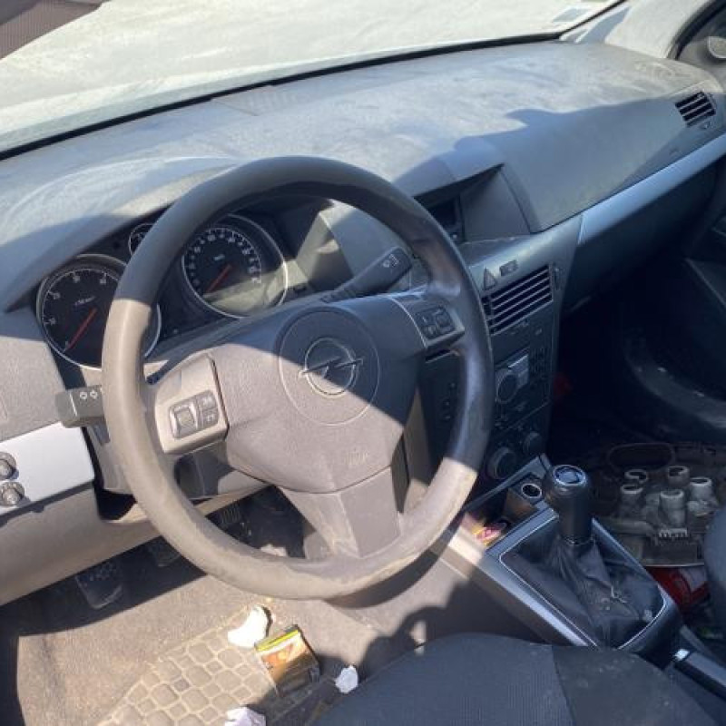 Feu arriere principal gauche (feux) OPEL ASTRA H Photo n°16