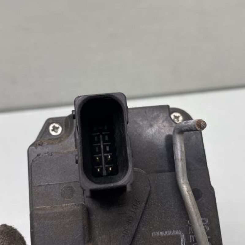 Serrure arriere gauche OPEL ASTRA H Photo n°4