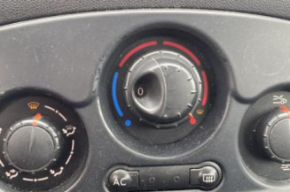 Vase de lave glace RENAULT CLIO 3