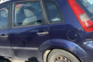 Feu arriere principal droit (feux) FORD FIESTA 5