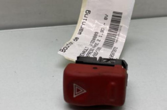 Bouton de warning RENAULT EXPRESS Photo n°1