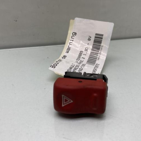 Bouton de warning RENAULT EXPRESS Photo n°1