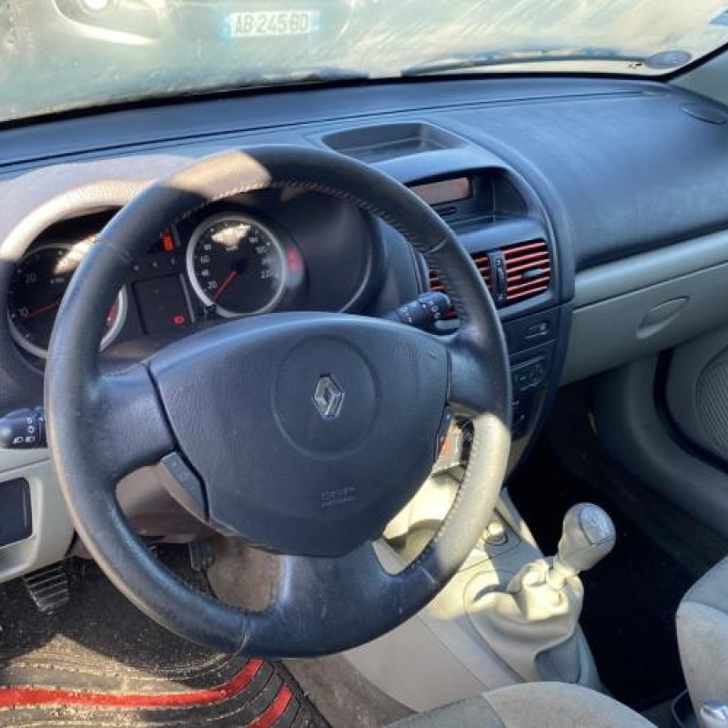 Bouton de warning RENAULT CLIO 2 Photo n°16
