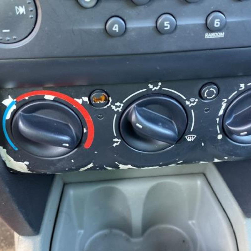 Bouton de warning RENAULT CLIO 2 Photo n°18
