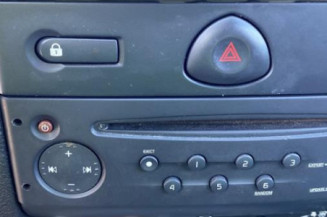 Bouton de warning RENAULT CLIO 2