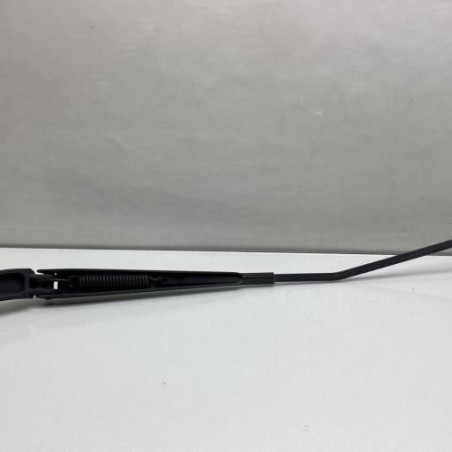 Bras essuie glace avant droit VOLKSWAGEN POLO 6