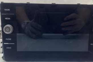 Ecran GPS VOLKSWAGEN POLO 6 Photo n°1