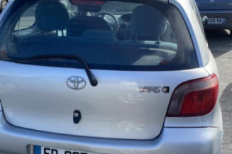 Aile avant gauche TOYOTA YARIS 1