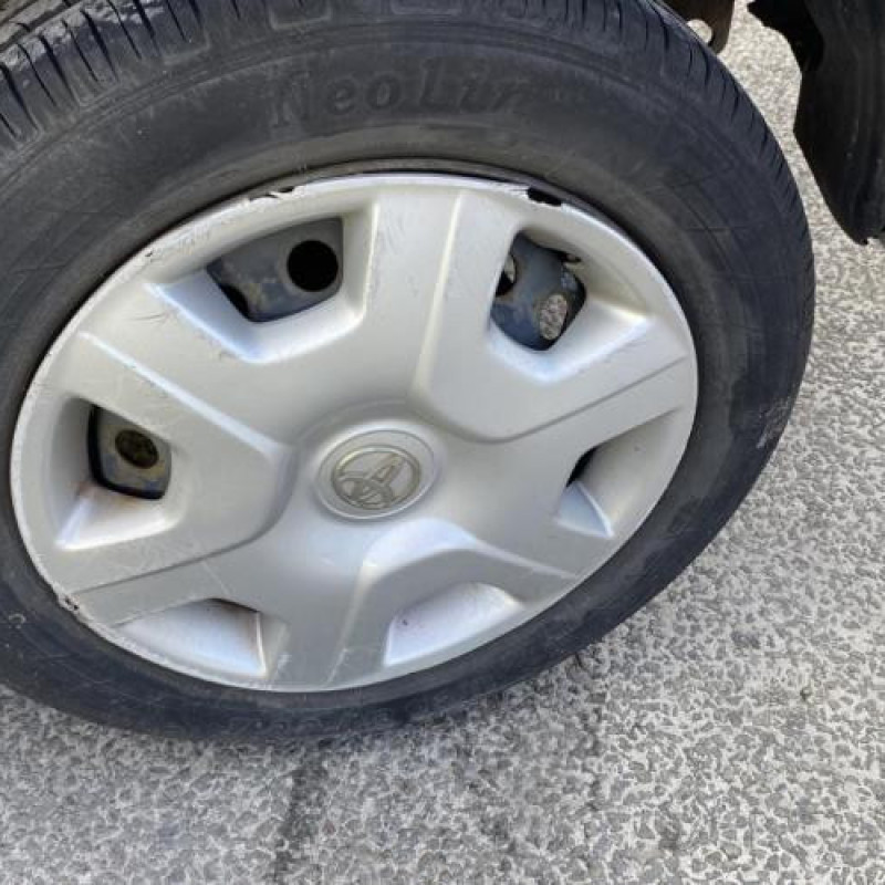 Aile avant gauche TOYOTA YARIS 1 Photo n°7