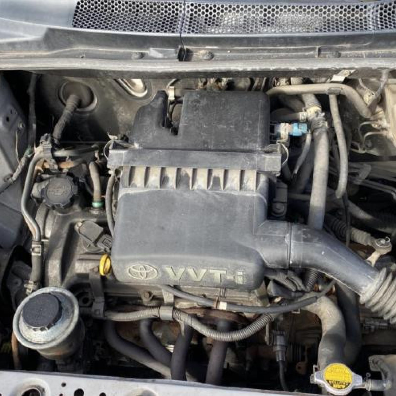 Aile avant gauche TOYOTA YARIS 1 Photo n°15