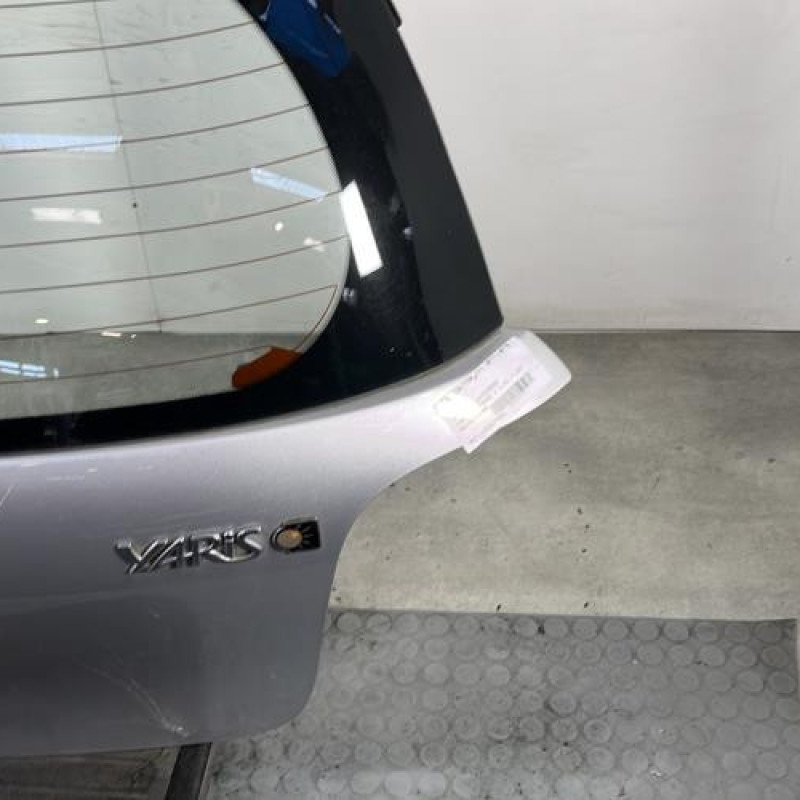 Malle/Hayon arriere TOYOTA YARIS 1 Photo n°4
