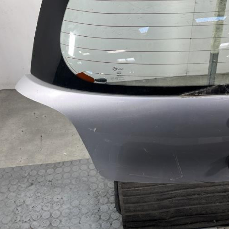 Malle/Hayon arriere TOYOTA YARIS 1 Photo n°5