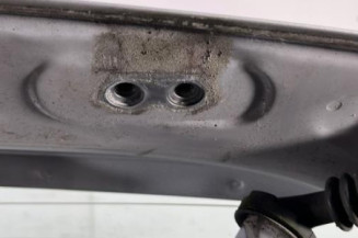 Malle/Hayon arriere TOYOTA YARIS 1