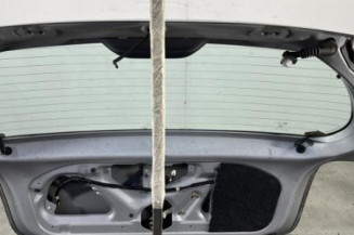 Malle/Hayon arriere TOYOTA YARIS 1
