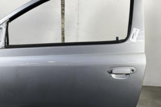 Porte avant gauche TOYOTA YARIS 1 Photo n°1