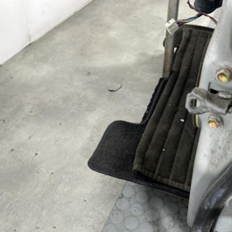 Porte avant gauche TOYOTA YARIS 1 Photo n°5