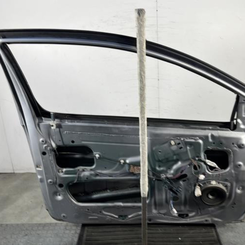 Porte avant gauche TOYOTA YARIS 1 Photo n°7