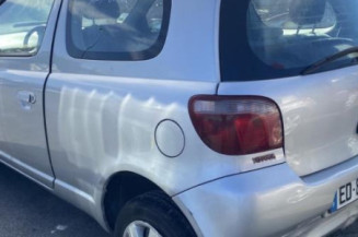 Porte avant gauche TOYOTA YARIS 1