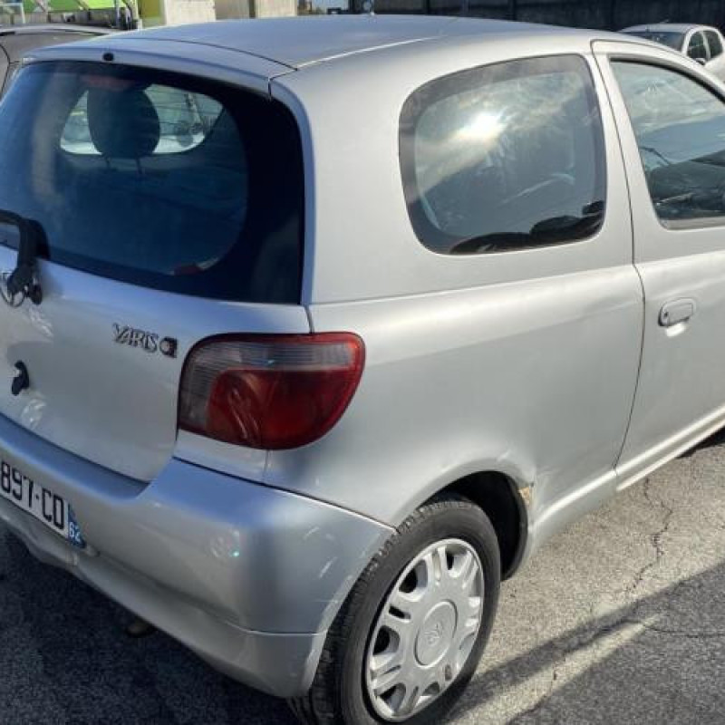 Porte avant gauche TOYOTA YARIS 1 Photo n°14