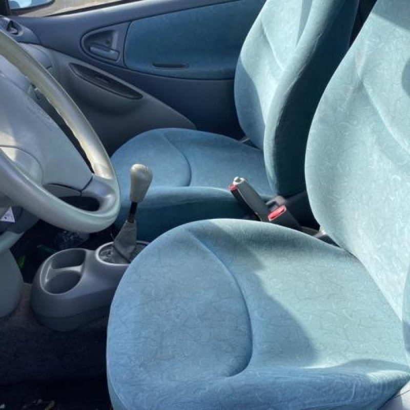 Porte avant gauche TOYOTA YARIS 1 Photo n°15