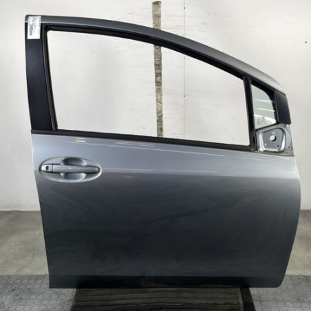 Porte avant droit TOYOTA YARIS 2 Photo n°1