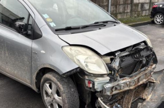 Porte avant droit TOYOTA YARIS 2