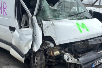 Feu arriere stop central RENAULT MASTER 2