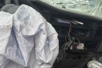 Feu arriere stop central RENAULT MASTER 2