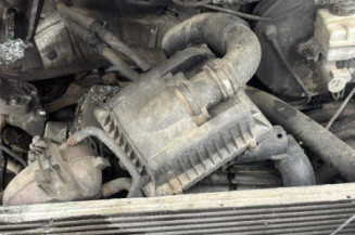 Feu arriere stop central RENAULT MASTER 2