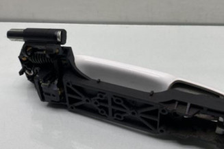 Poignee porte arriere gauche TOYOTA YARIS 3