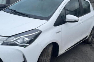 Poignee porte arriere gauche TOYOTA YARIS 3