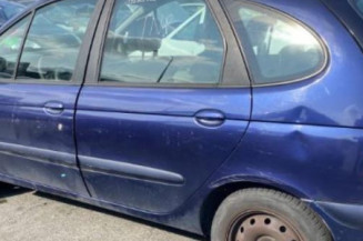 Bouton de warning RENAULT SCENIC 1