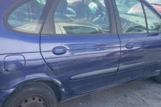 Bouton de warning RENAULT SCENIC 1