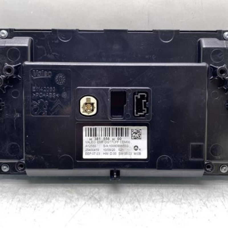 Ecran GPS PEUGEOT 308 2 SW Photo n°3