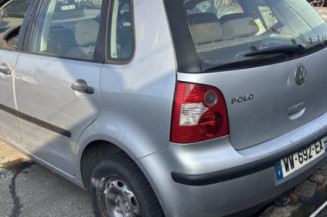 Poignee porte arriere gauche VOLKSWAGEN POLO 4