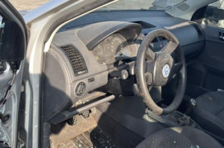 Poignee porte arriere gauche VOLKSWAGEN POLO 4