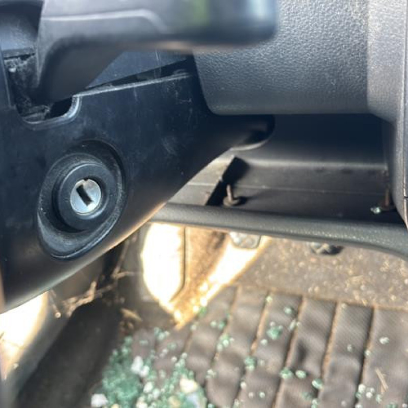 Poignee porte arriere gauche VOLKSWAGEN POLO 4 Photo n°20