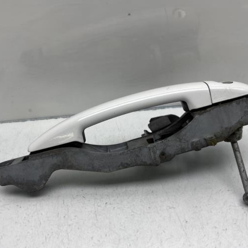 Poignee porte avant gauche PEUGEOT 207 Photo n°3