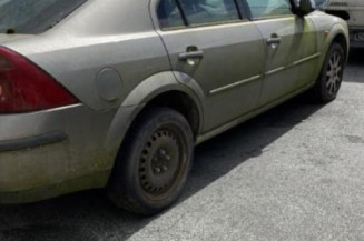 Vitre arriere gauche FORD MONDEO 2