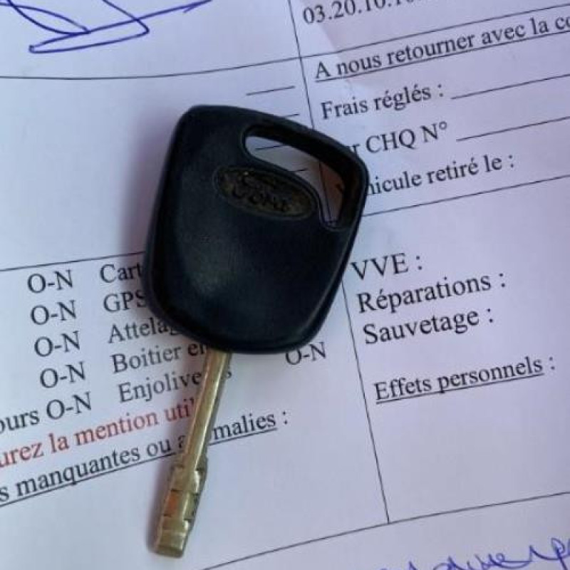 Vitre arriere gauche FORD MONDEO 2 Photo n°11
