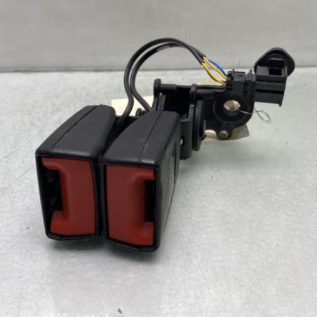 Attache ceinture arriere gauche SKODA OCTAVIA 4 Photo n°1