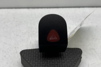 Bouton de warning RENAULT KANGOO 1 Photo n°1