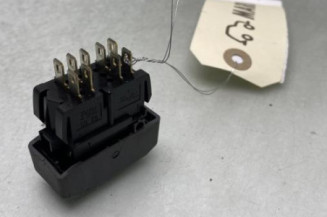 Bouton de warning RENAULT CLIO 1