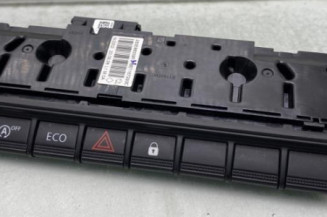 Bouton de warning RENAULT CLIO 5