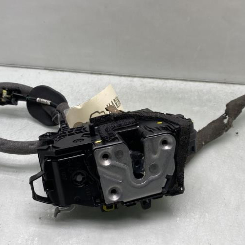 Serrure arriere droit RENAULT CLIO 5 Photo n°4