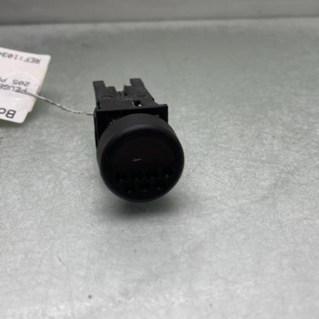 Bouton de warning PEUGEOT 205 Photo n°1