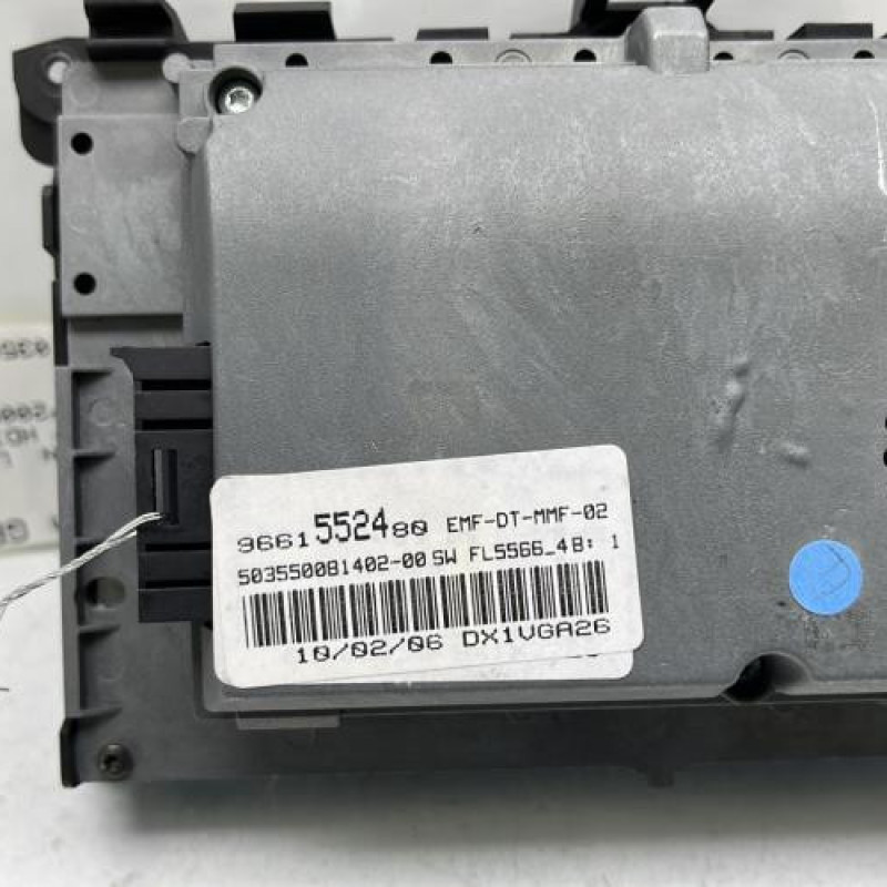 Ecran GPS CITROEN C6 Photo n°4
