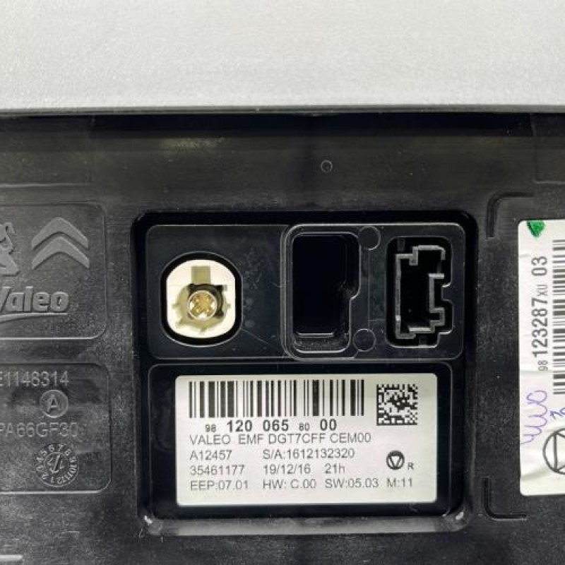Ecran GPS CITROEN C3 3 Photo n°6