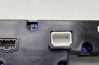 Bouton de warning KIA SPORTAGE 4